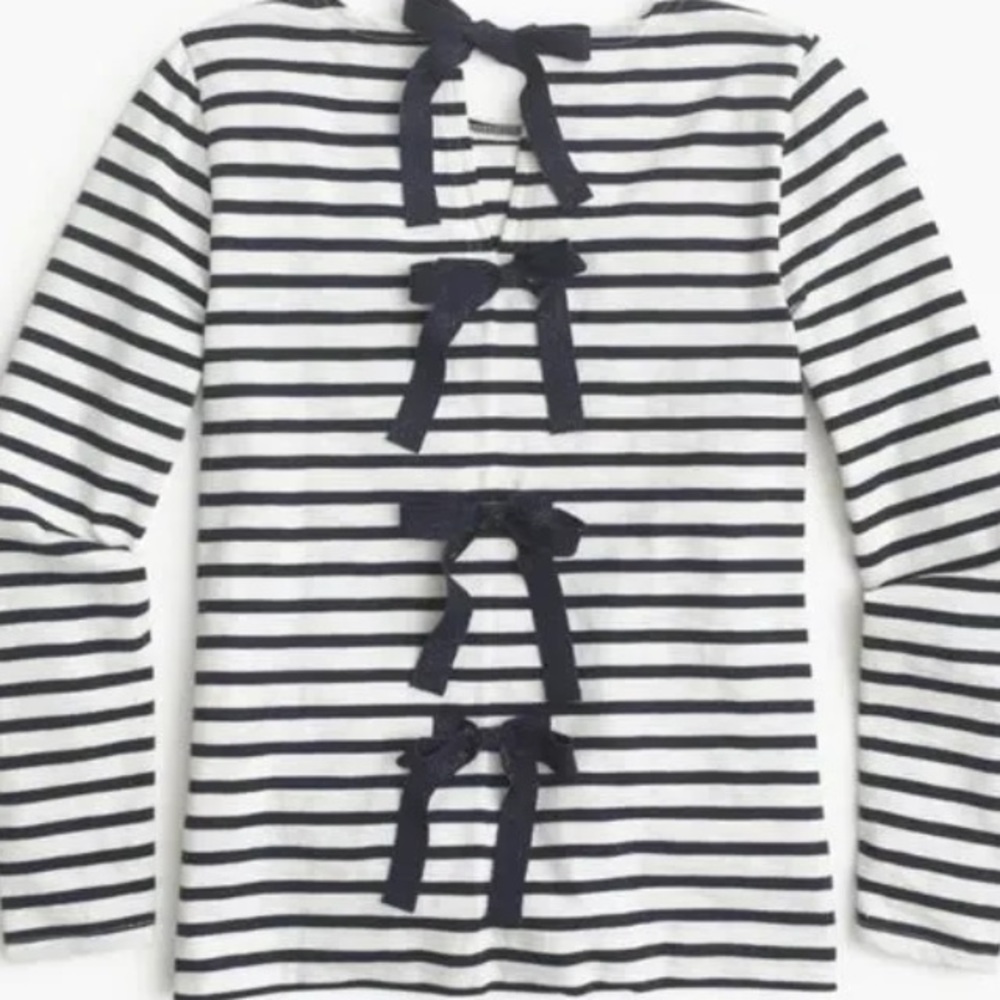 Casual navy and white Jcrew long sleeve, bow back shirt size medium